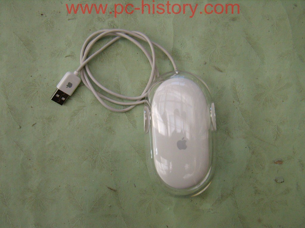 Apple eMac mouse